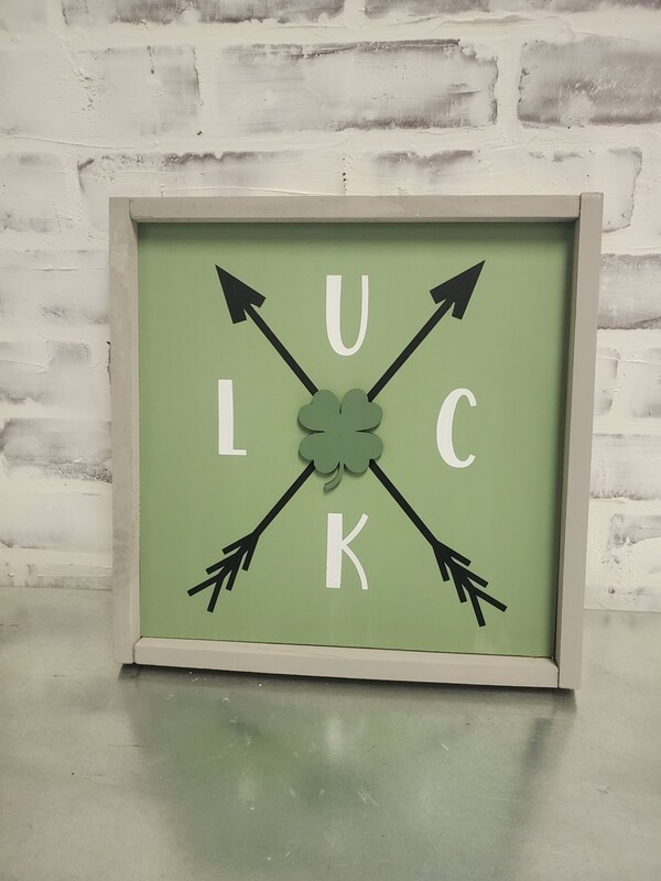 LUCK ARROW SIGN (12 X 12")