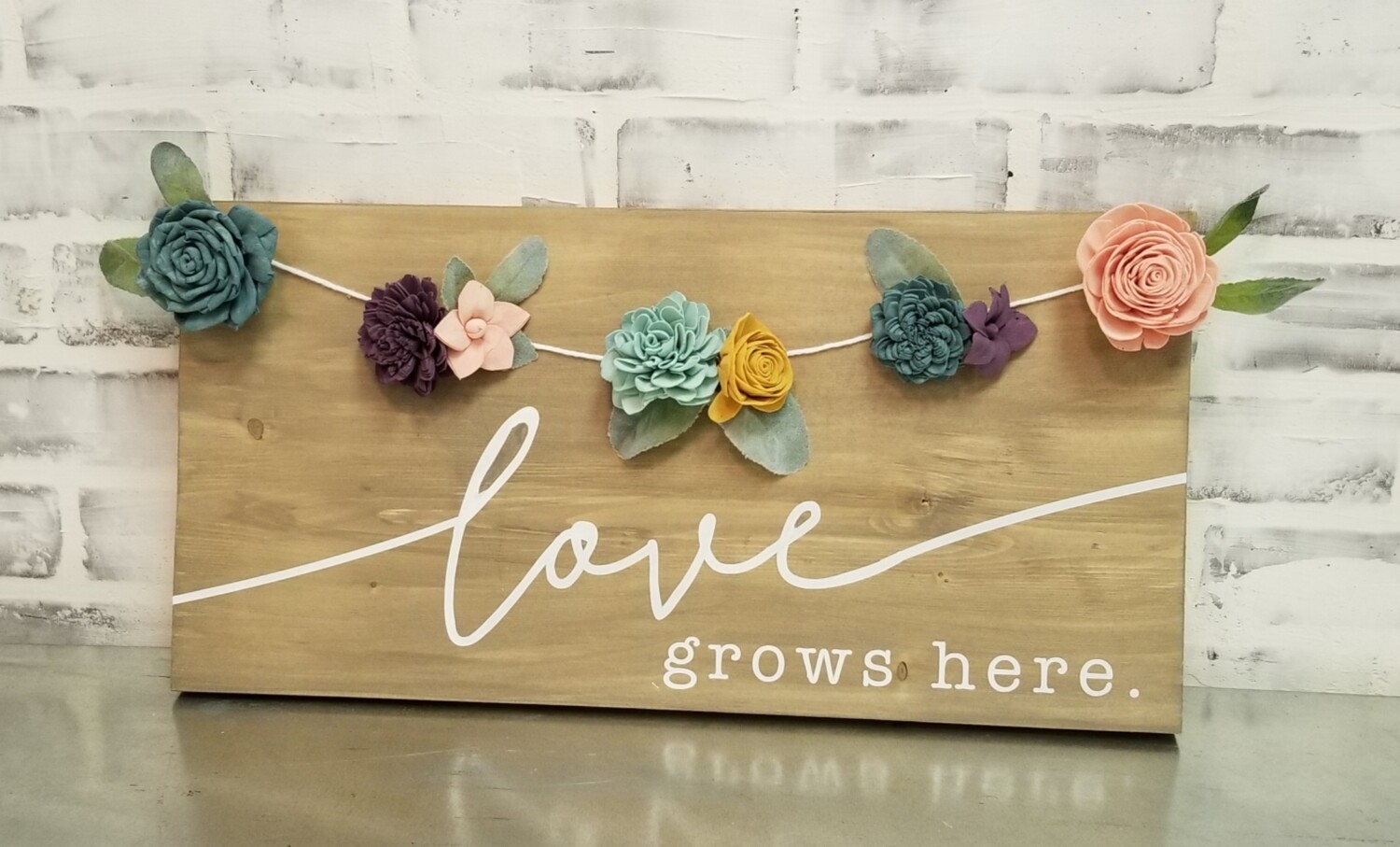 LOVE GROWS HERE W/8 FLOWERS (10 X 20&quot;)-L**