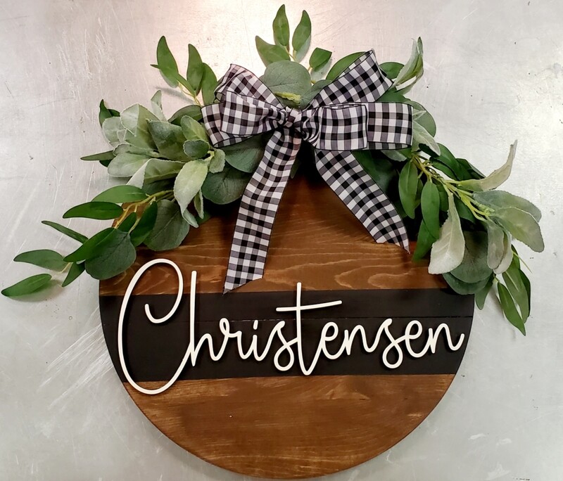 CUSTOM NAME WREATH (15&quot;)-**