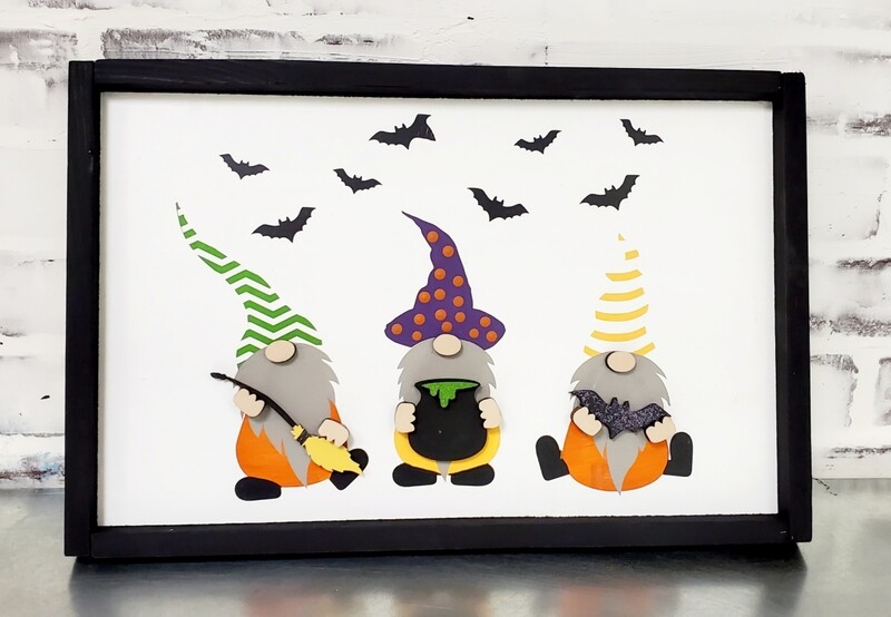 HALLOWEEN GNOME (10 X 16&quot;)-L*