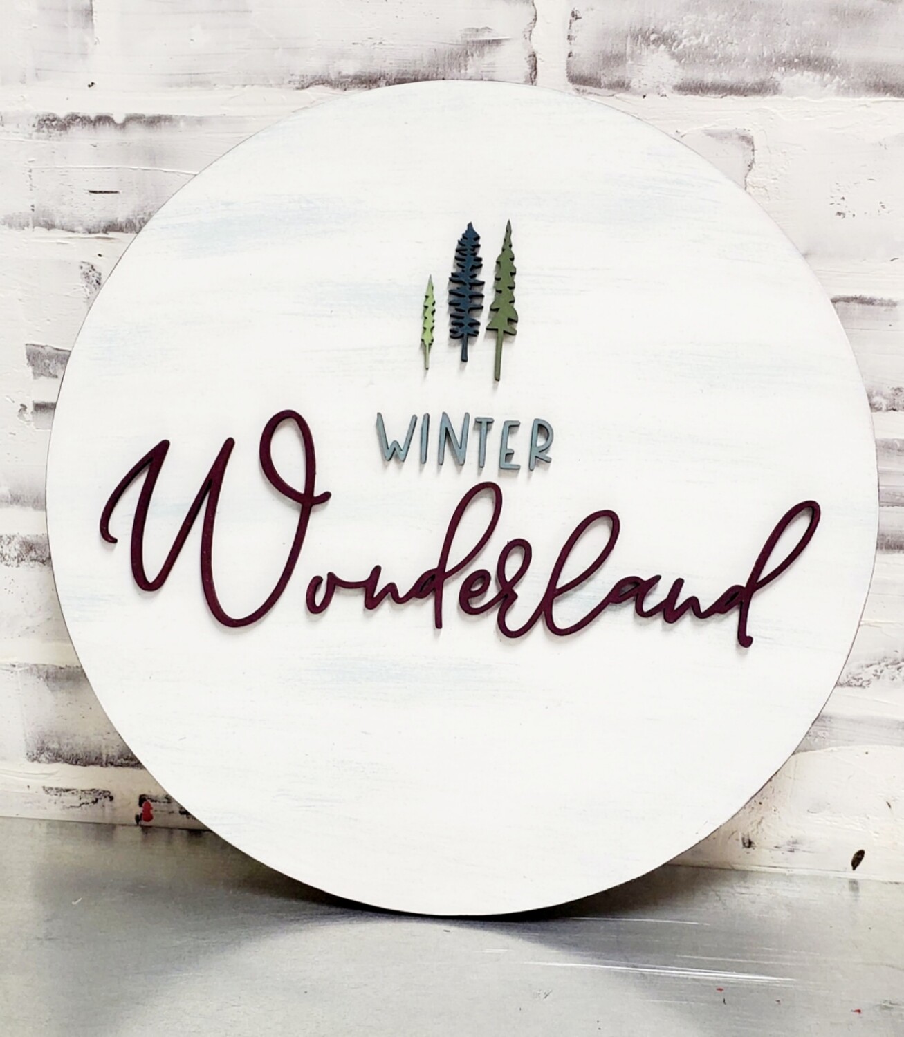 ROUND WINTER WONDERLAND  (15&quot;)-*