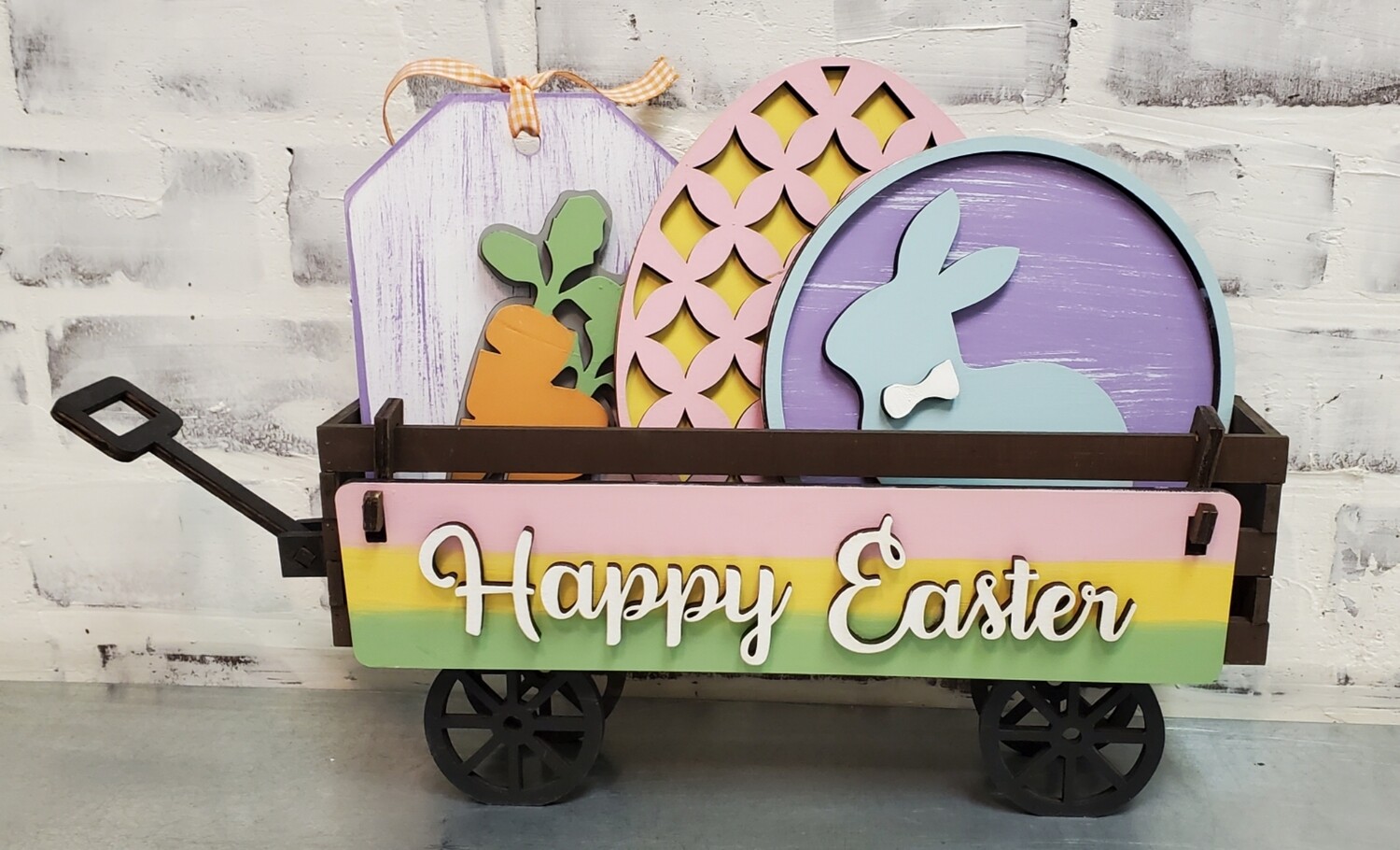 WAGON WITH CHANGEABLE HOLIDAYS **