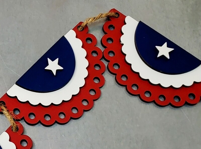 PATRIOTIC BUNTING BANNER **