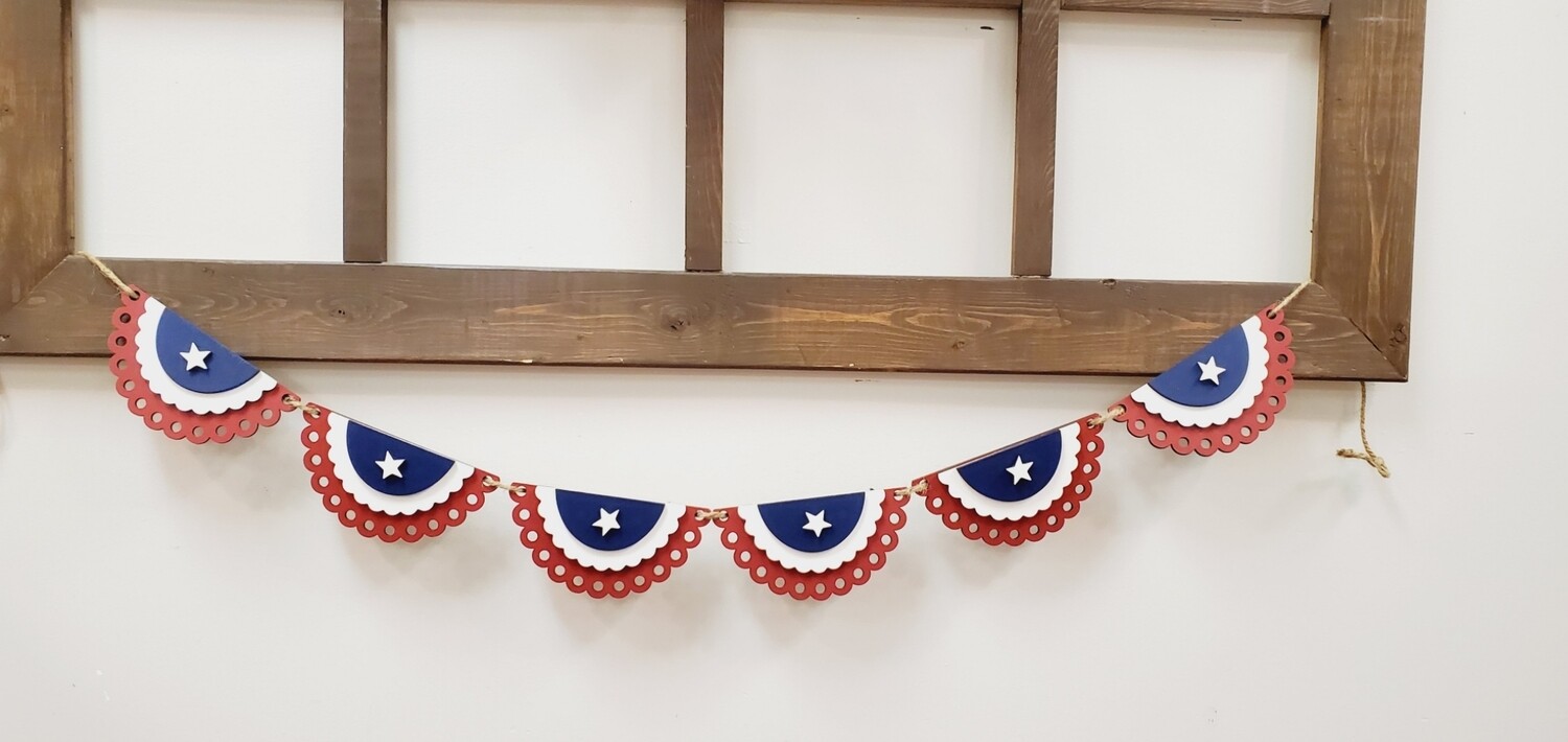 PATRIOTIC BUNTING BANNER **