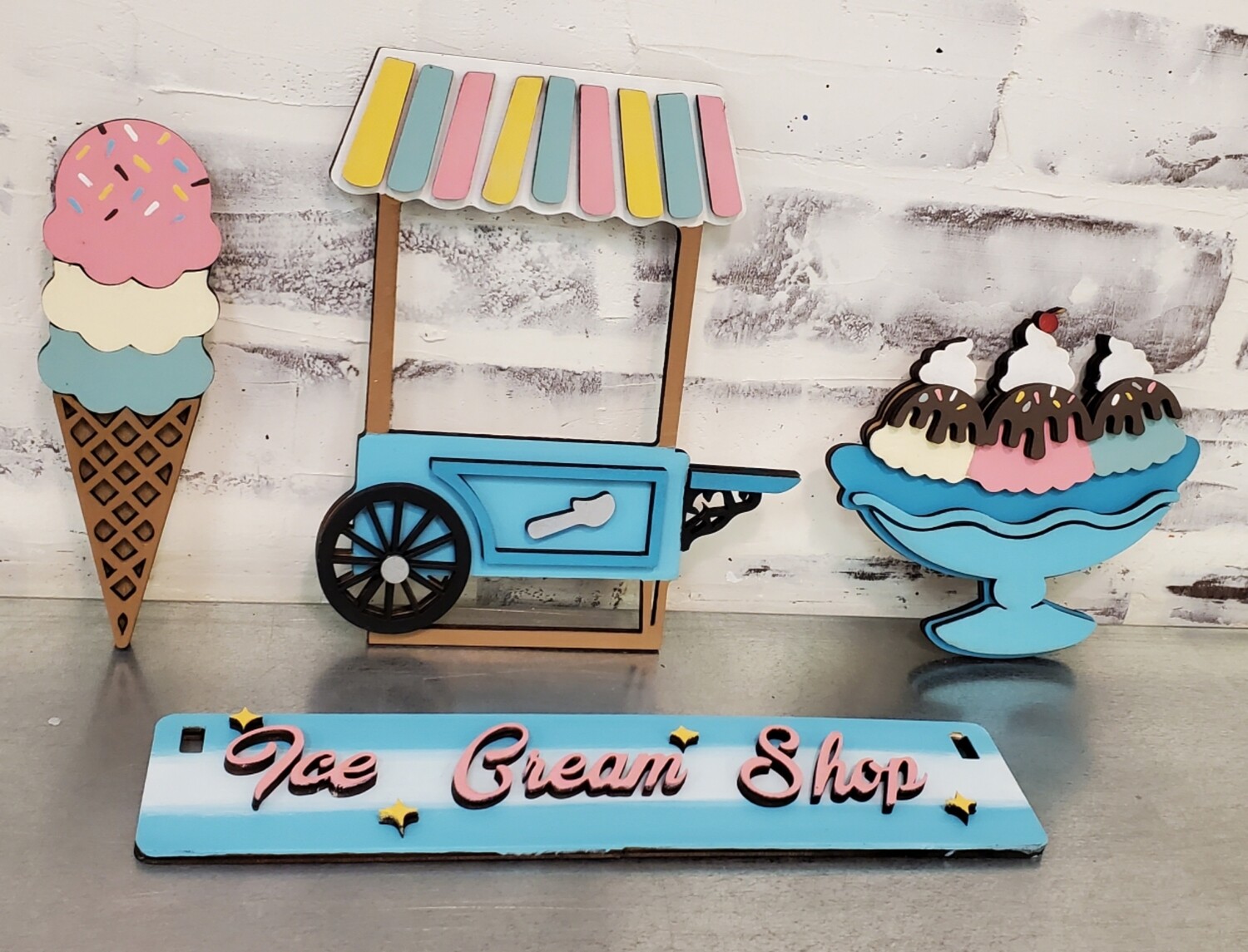 WAGON ICE CREAM SET (NO WAGON)*