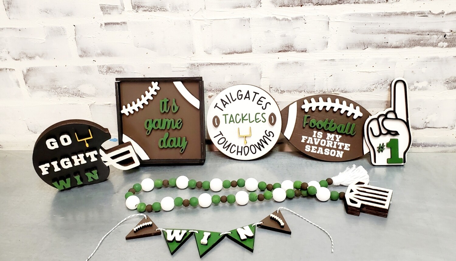 TIERED TRAY FOOTBALL SET**