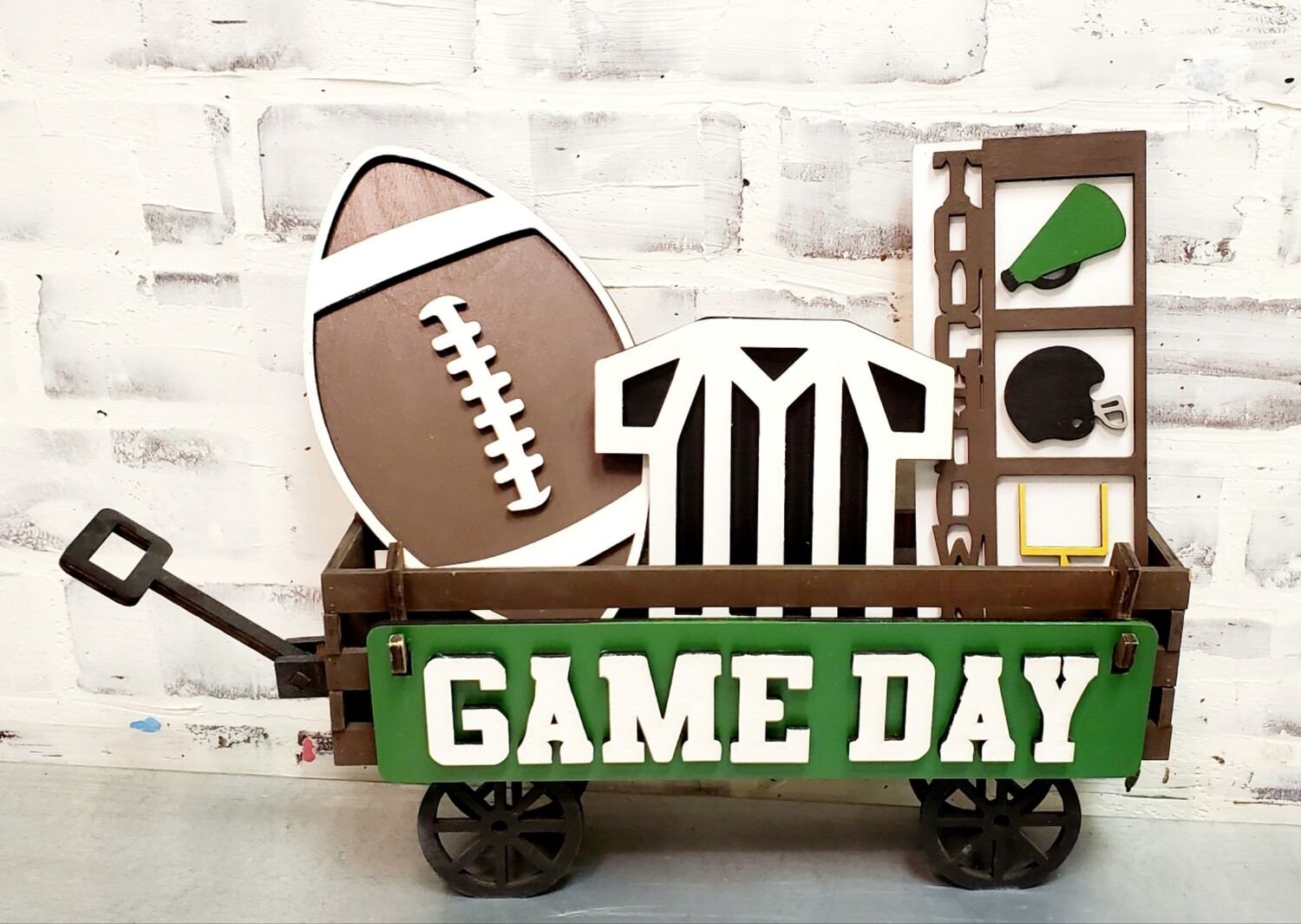 WAGON WITH CHANGEABLE HOLIDAYS **