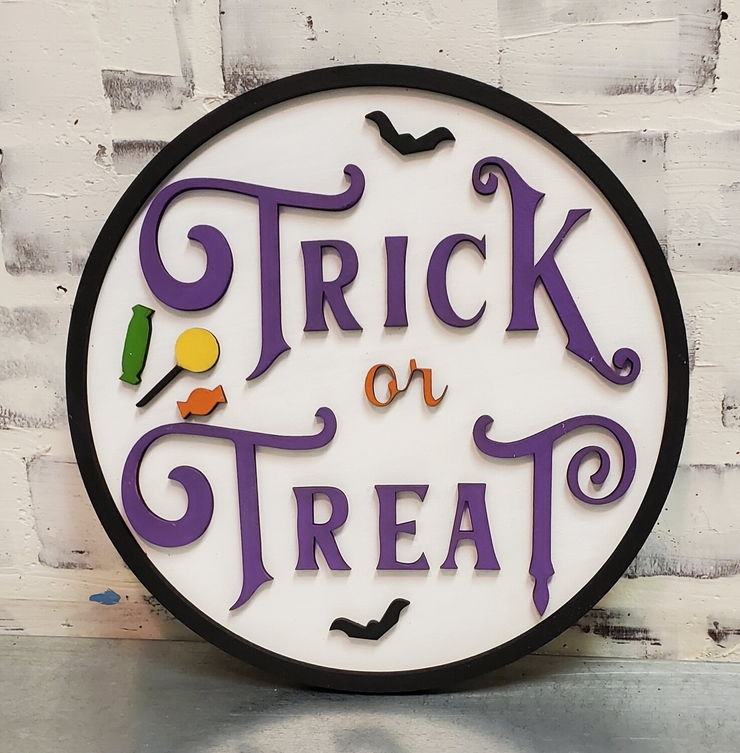 ROUND TRICK OR TREAT-*