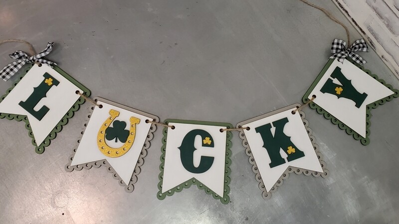 LUCKY LASER BANNER-**