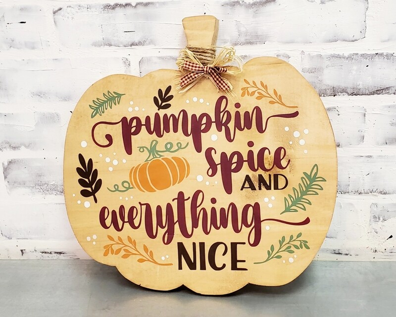 PUMPKIN SHAPED CUTTING BOARD (15&quot;)