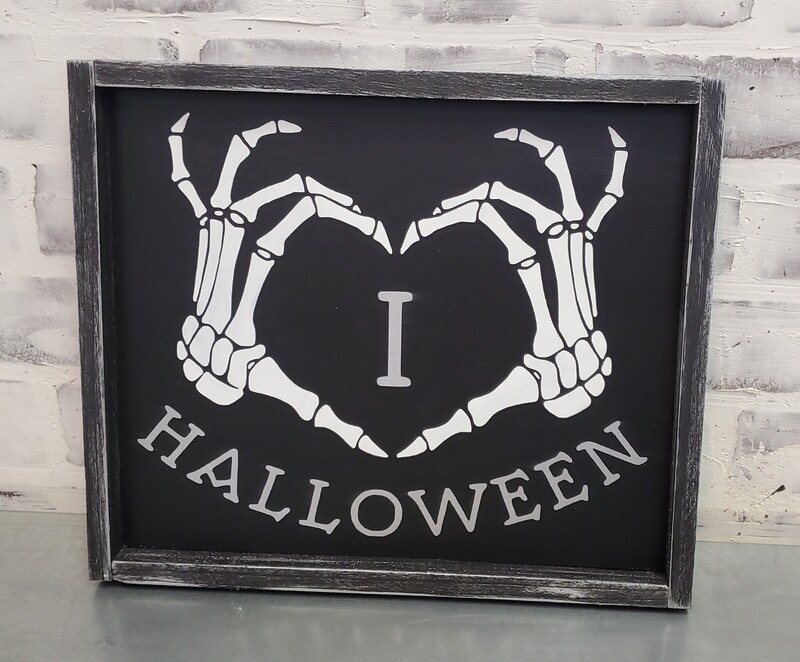 I HEART HALLOWEEN (10 X 12&quot;)-L