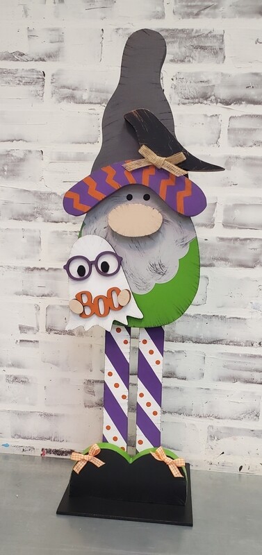 STANDING HALLOWEEN CRITTER GNOME**