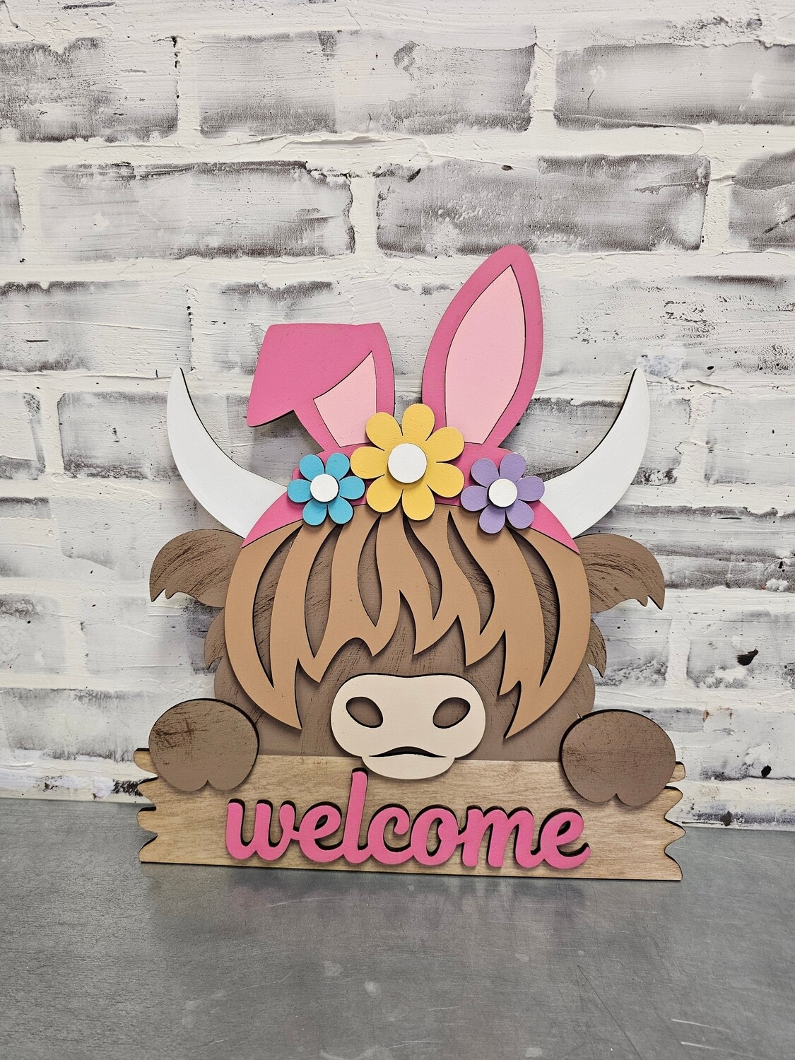 EASTER HIGHLAND COW