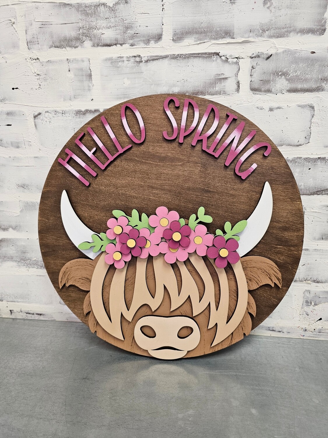 SPRING HIGHLAND COW (15&quot;)-*