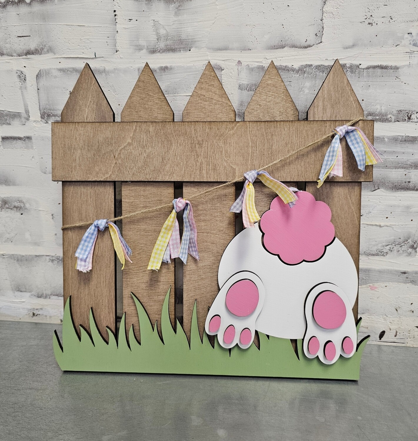 BUNNY FENCE POST (12 X 14&quot;)**