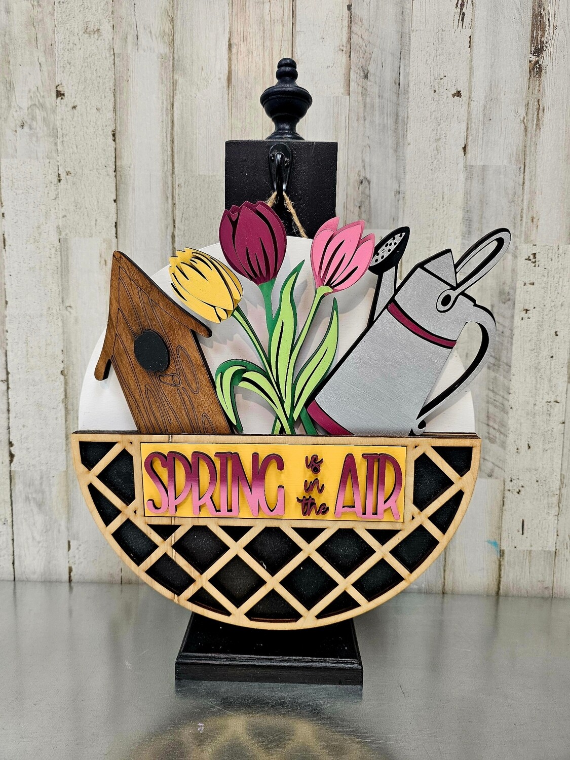 INTERCHANGEABLE HOLIDAY CIRCLE-SPRING SET (NO POST OR CIRCLE)-*