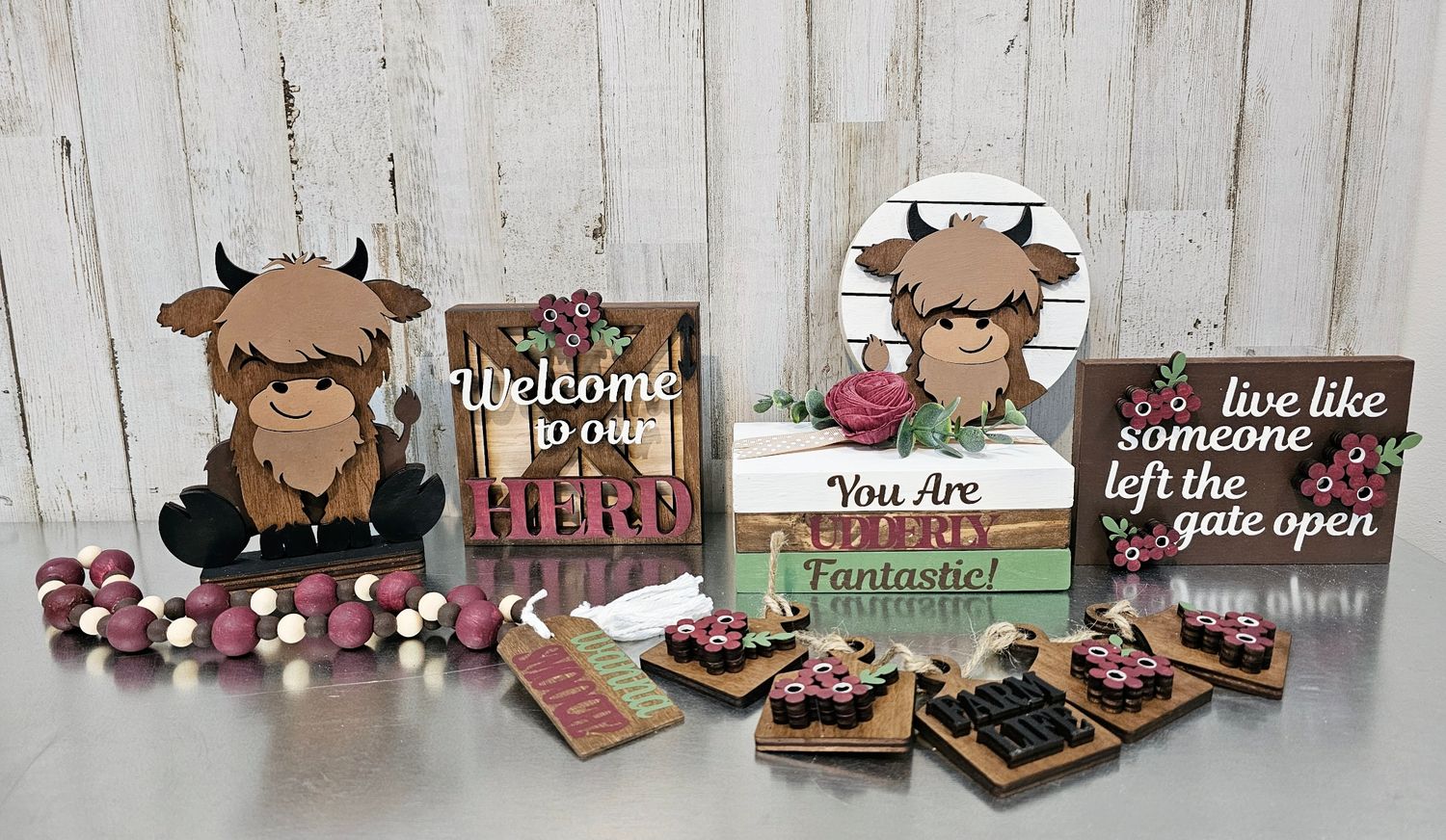 TIERED TRAY HIGHLAND COW SET (7 pieces)-**