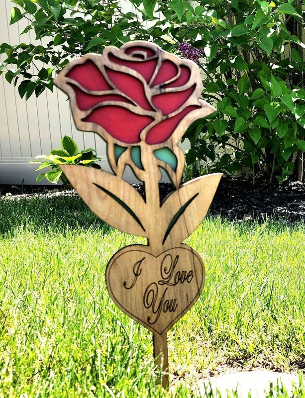 ROSE MEMORIAL GRAVE MARKER (Does not apply to parties)