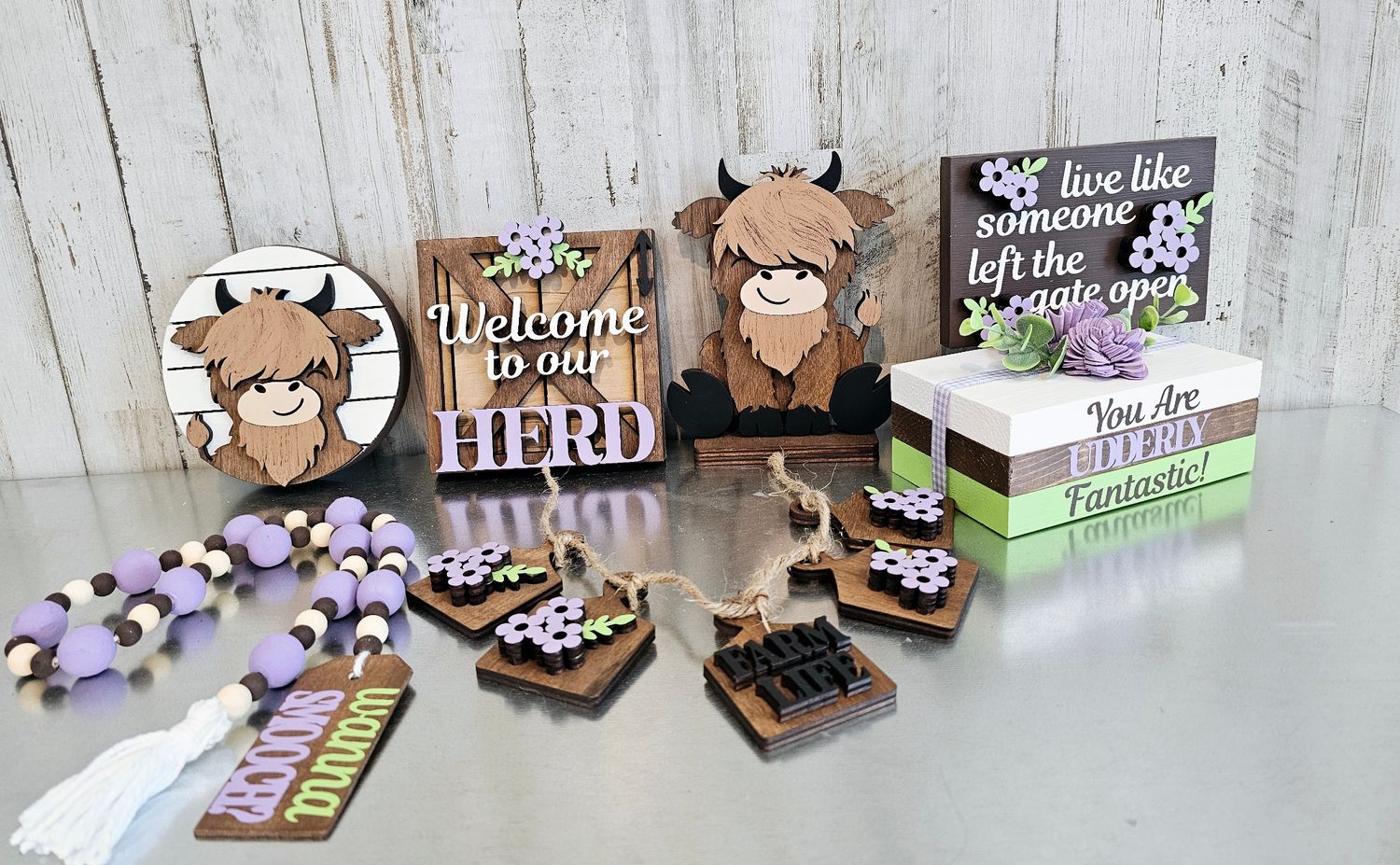 TIERED TRAY HIGHLAND COW SET (7 pieces)-**