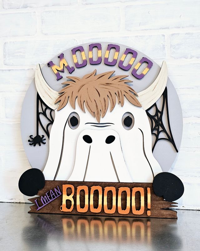 HALLOWEEN HIGHLAND COW DOORHANGER  (15&quot;)