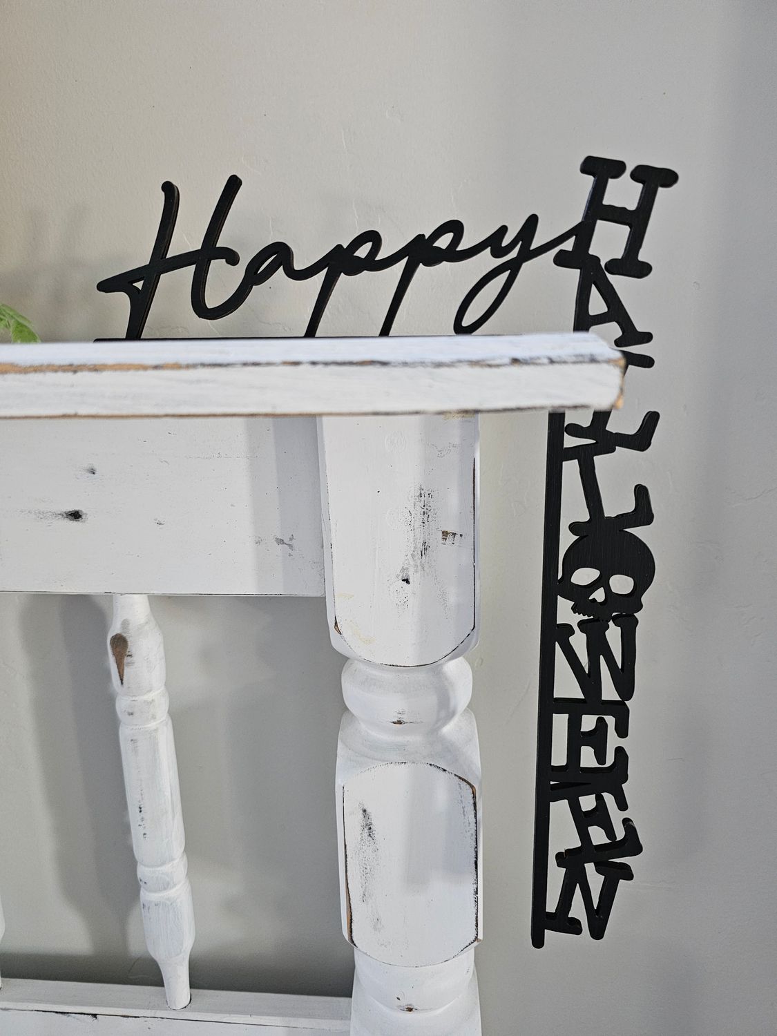 SET OF 4 HALLOWEEN SHELF SITTERS*