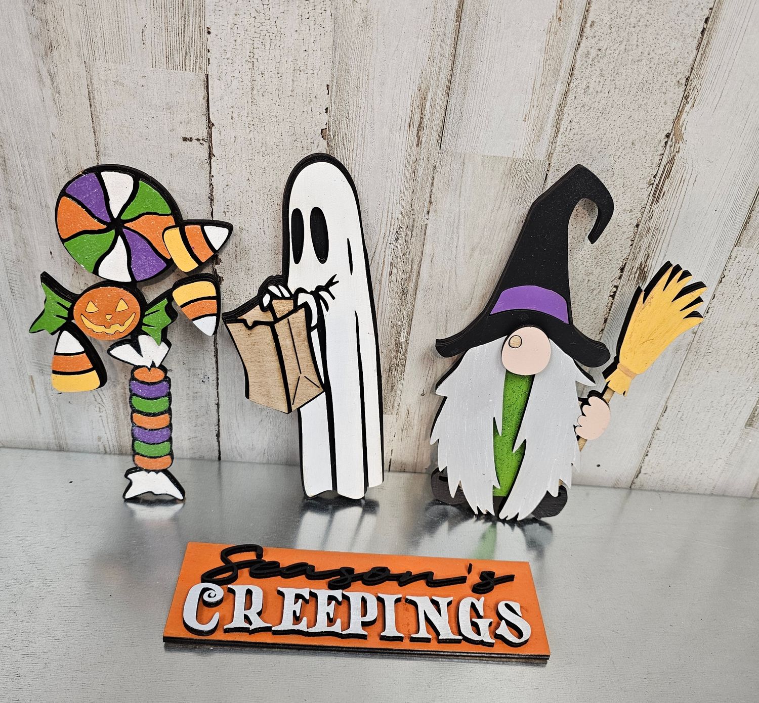 INTERCHANGEABLE HOLIDAY CIRCLE-HALLOWEEN SET (NO CIRCLE OR POST)