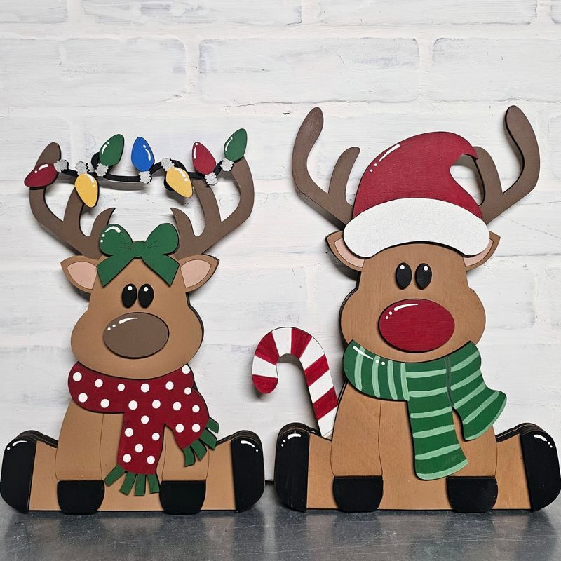 STANDING REINDEER SET