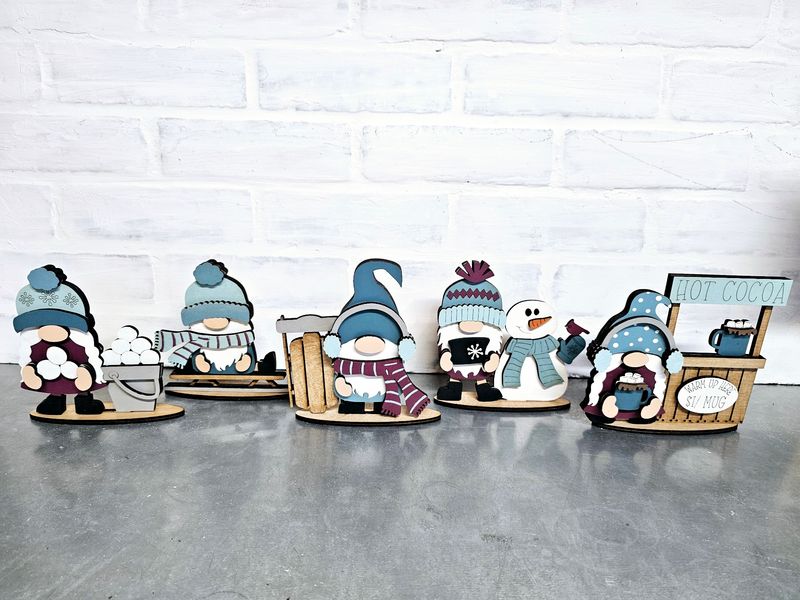 SET OF 5 WINTER MINI GNOMES *