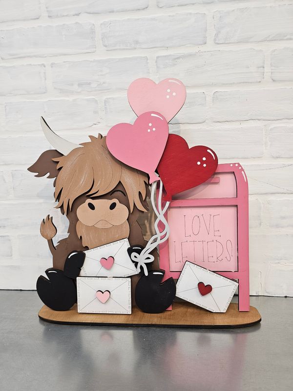 VALENTINE HIGHLAND COW