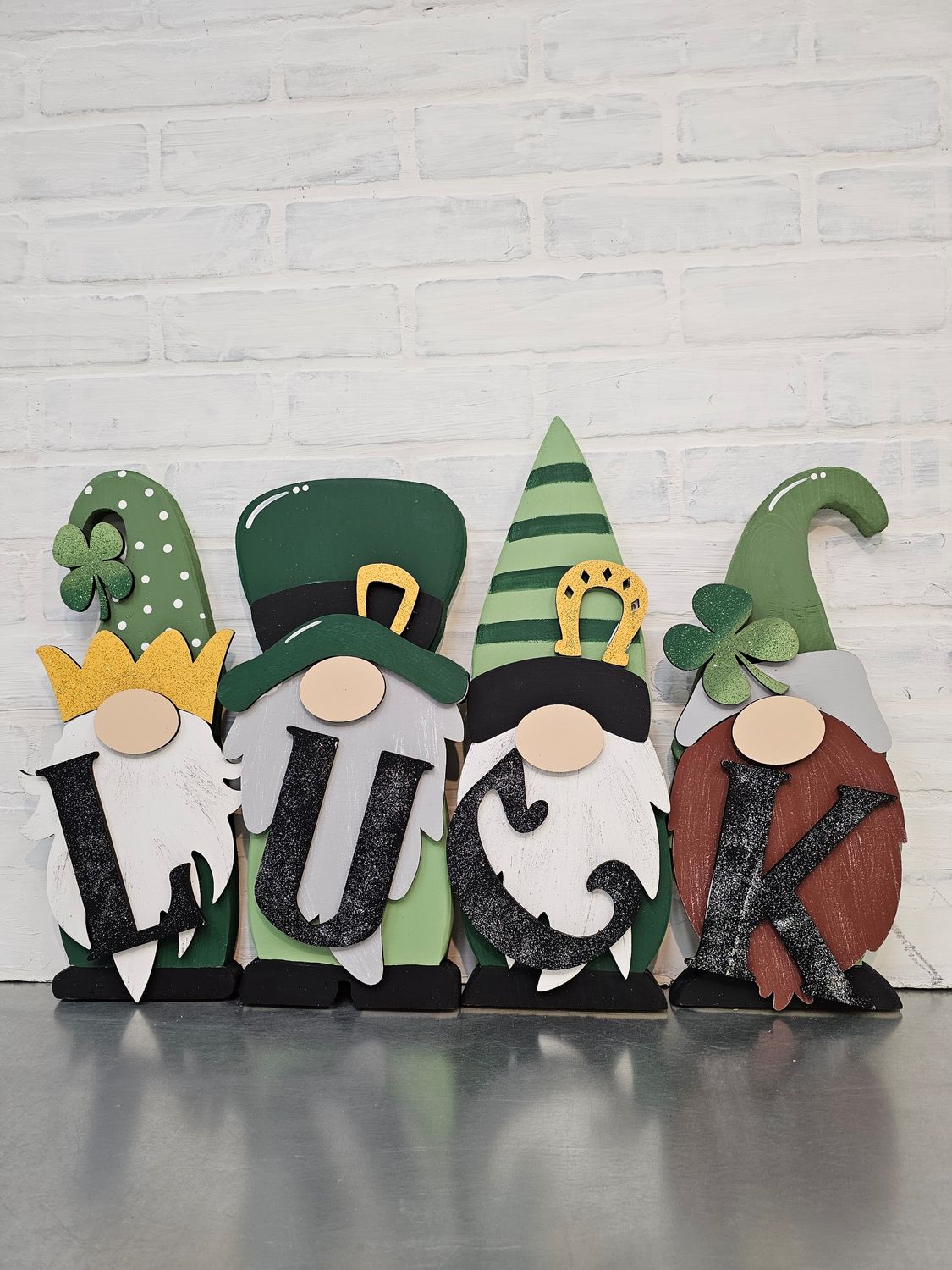 CHANGEABLE COUNTRY BENCH- ST. PATRICK&#39;S DAY SET (NO BENCH)
