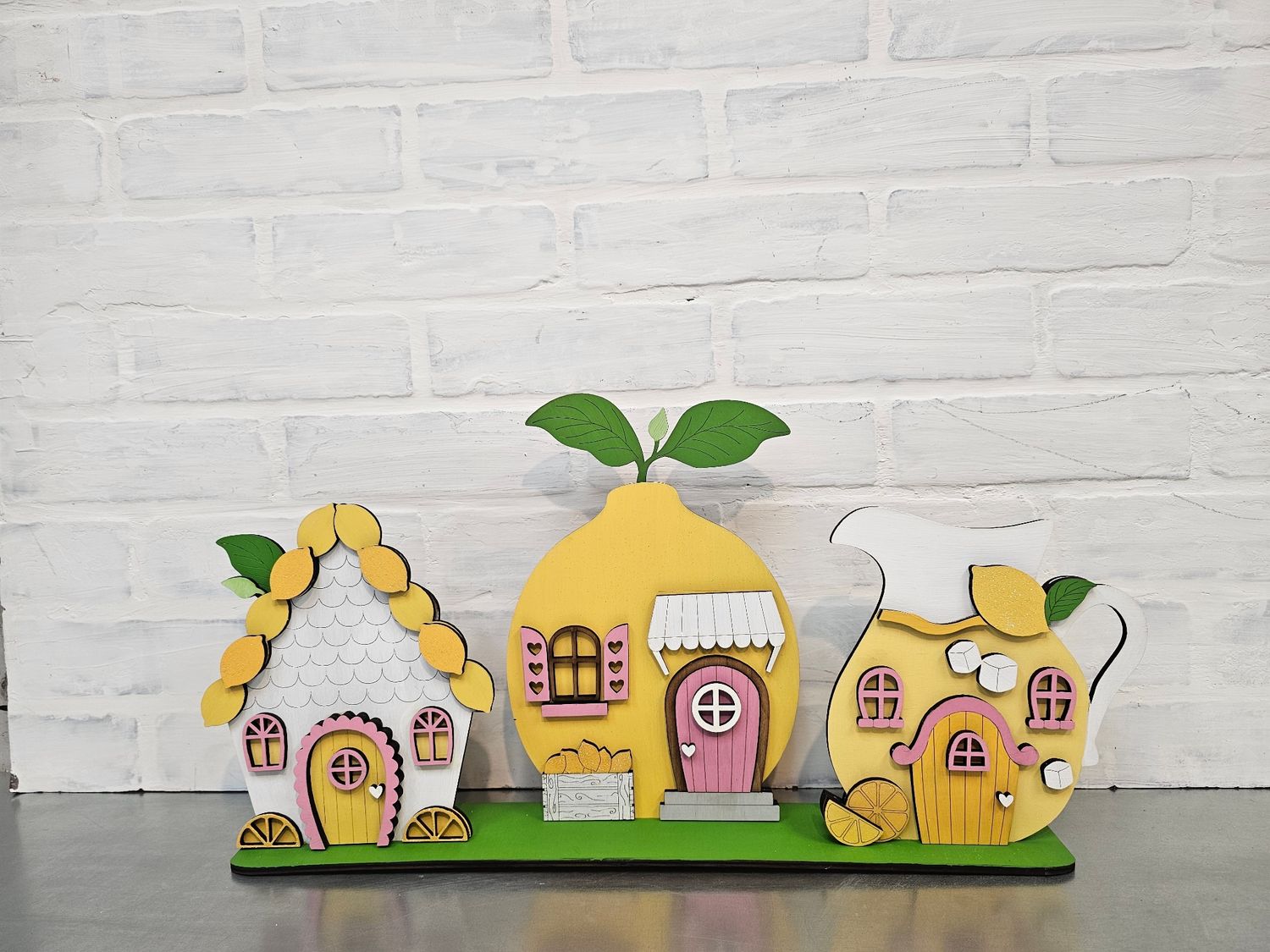 LEMON HOUSES