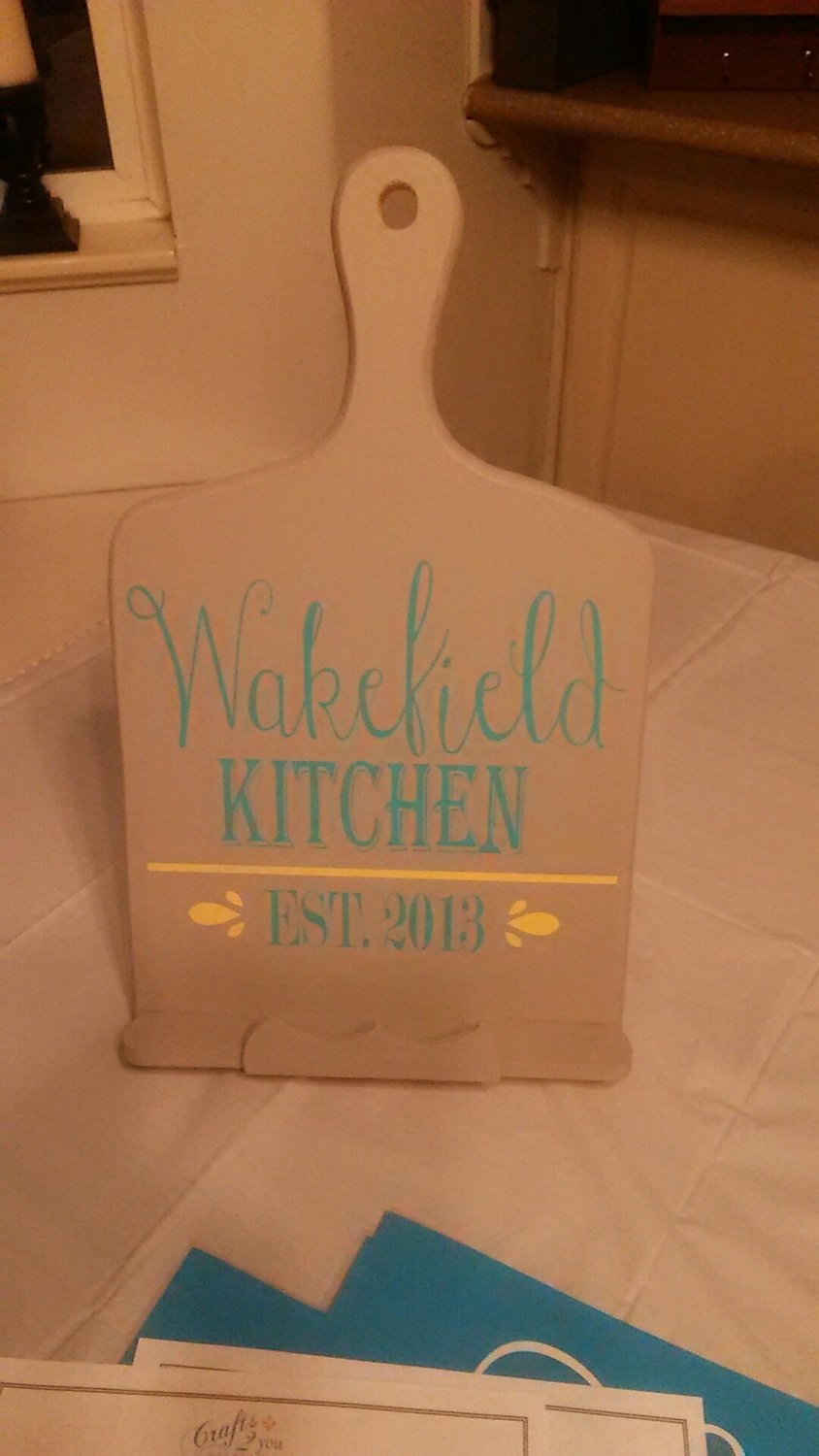 TABLET/COOKBOOK HOLDER-*