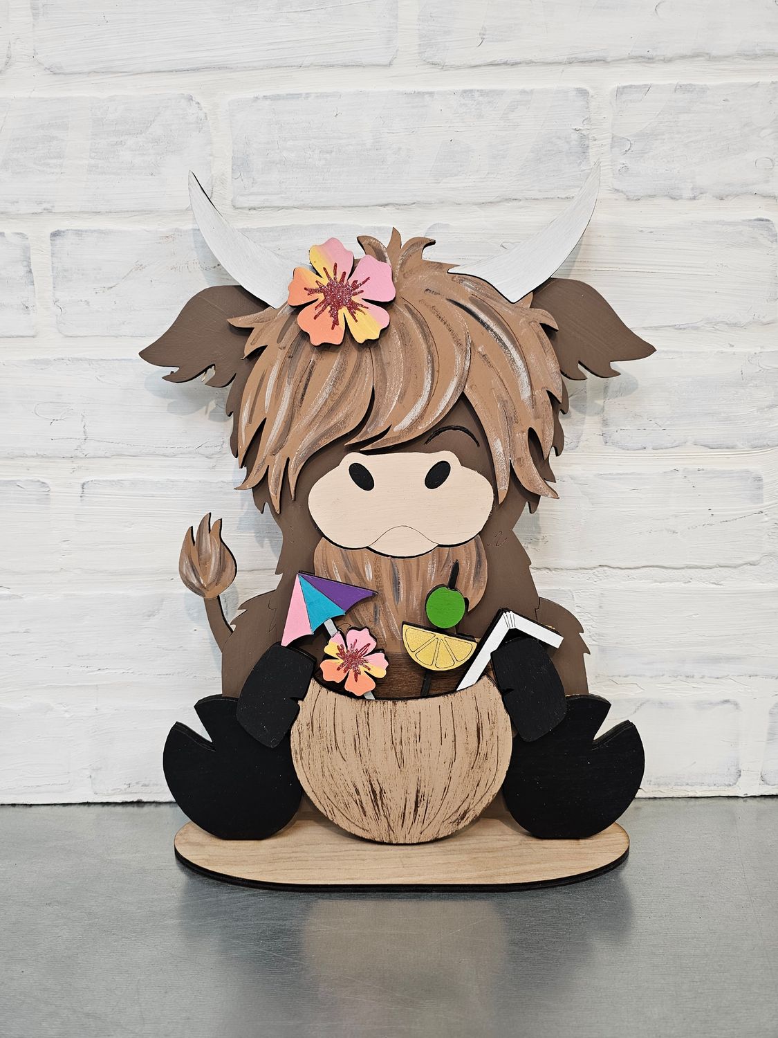 STANDING BEACH HIGHLAND COW