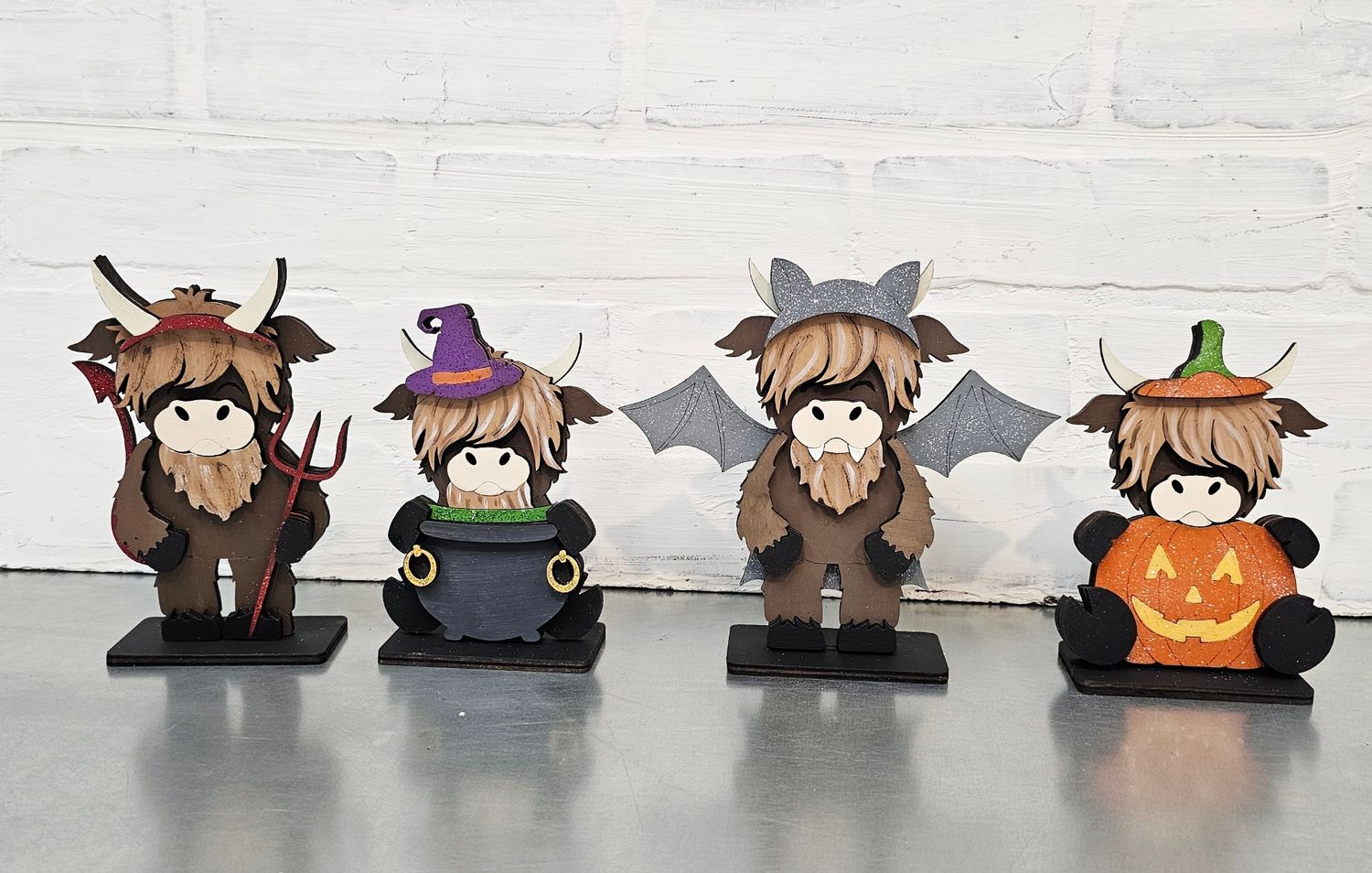 SET OF 4 MINI HALLOWEEN HIGHLAND COWS