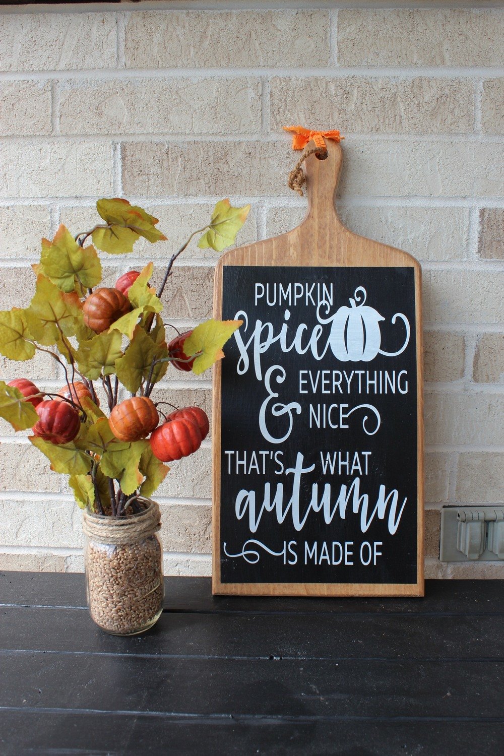 PUMPKIN SPICE CUTTING BOARD (9.5 x 22&quot;)-*