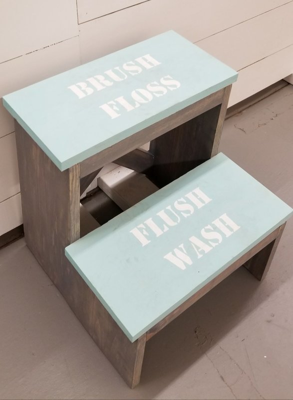 BATHROOM STEP STOOL-*