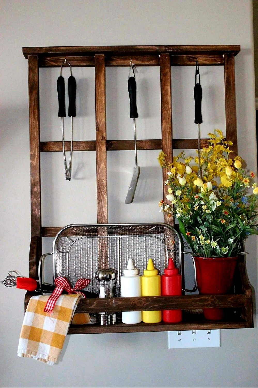 WINDOW BBQ ORGANIZER ( 25 x 33&quot;)-*