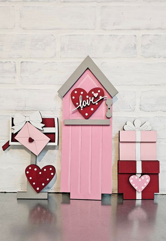 CHANGEABLE WINDOW-VALENTINES SET ( NO WINDOW)
