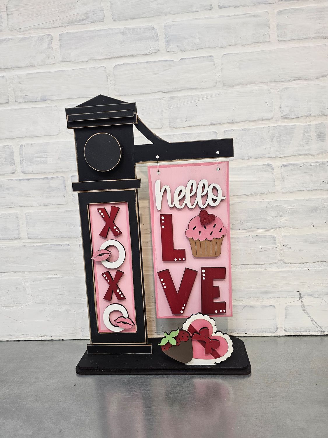 STANDING CHANGEABLE POST WITH ANY SET