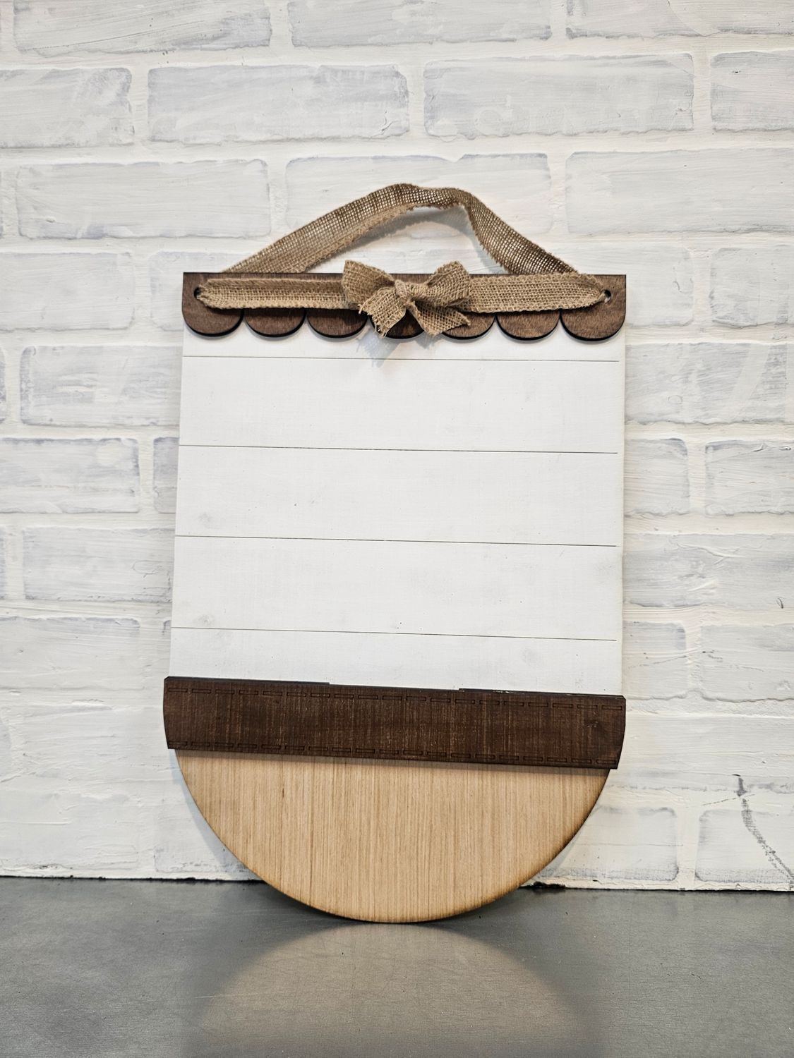 CHANGEABLE BANNER DOORHANGER