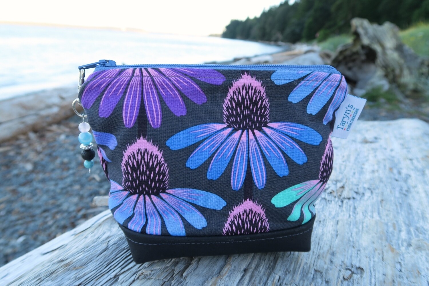 Small Carry Case - Echinacea Cool
