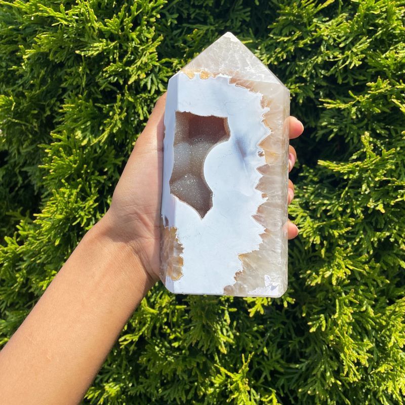 Druzy Agate Tower