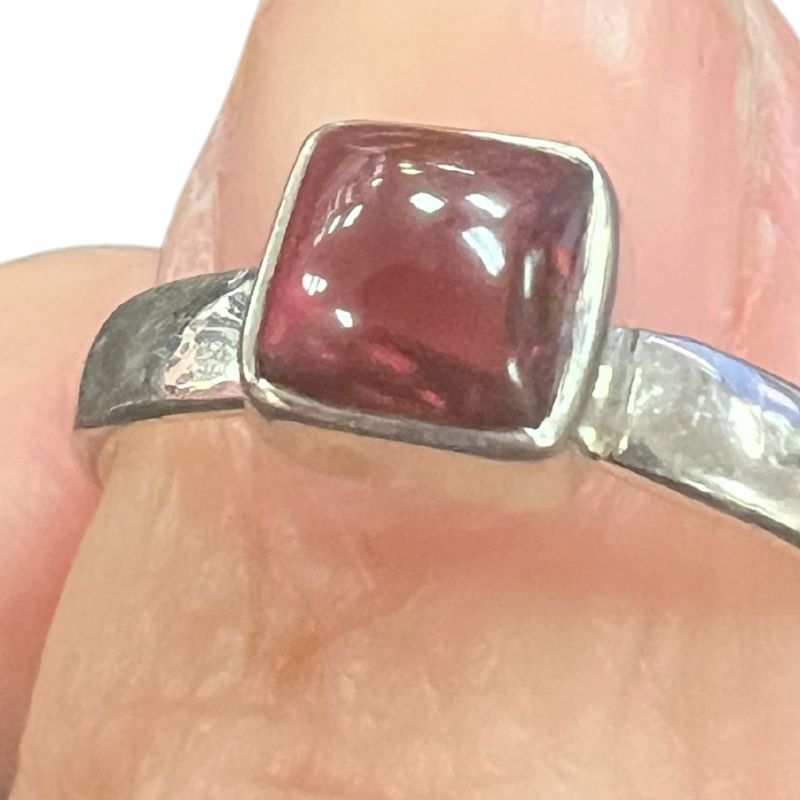 Garnet Square Ring Sz 8