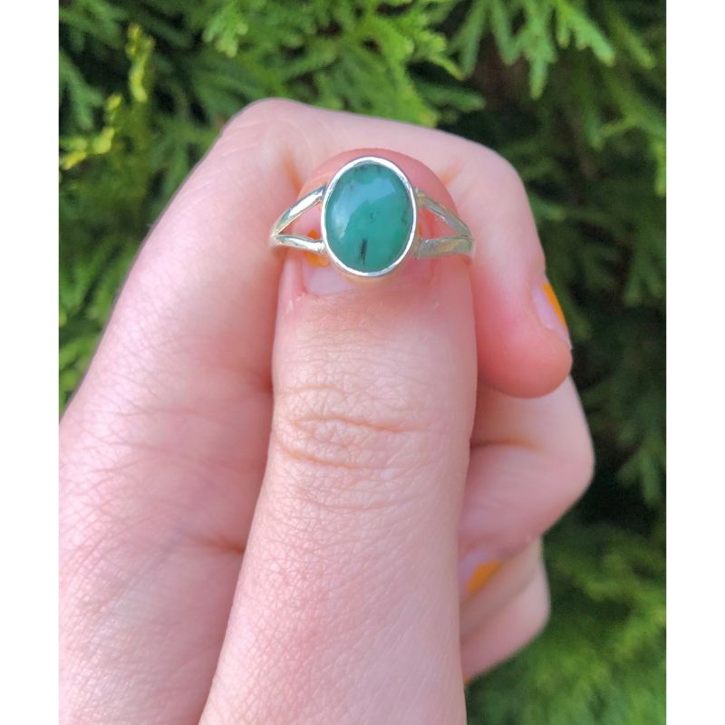 Emerald Oval Ring Sz 8