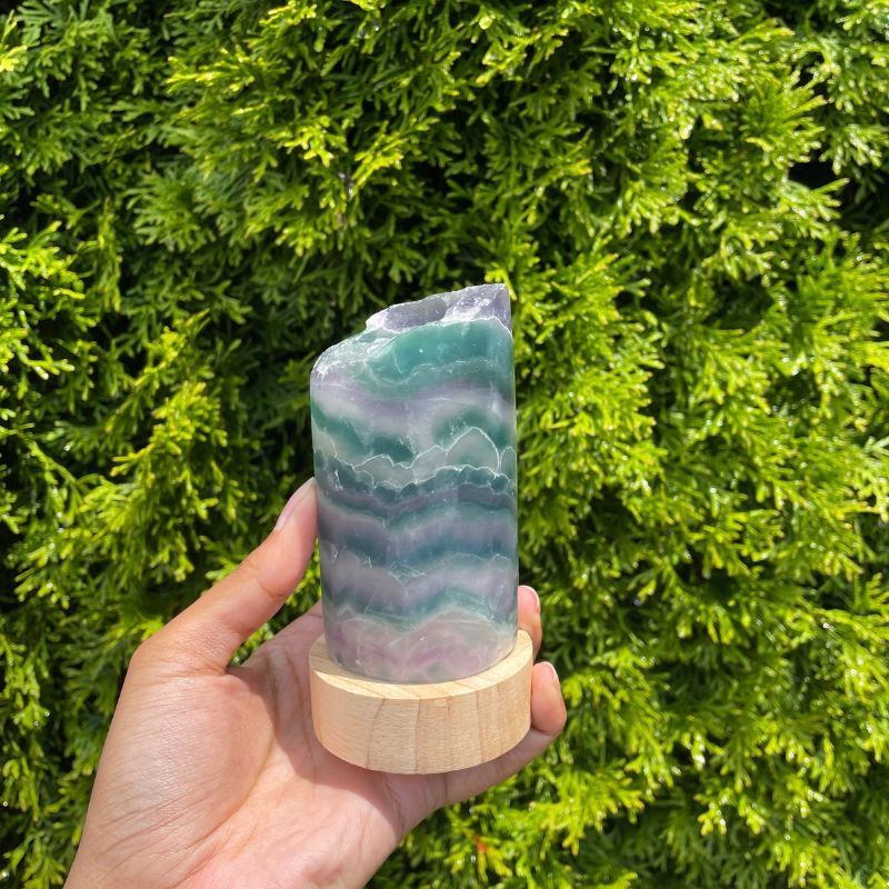 Fluorite Light    Base