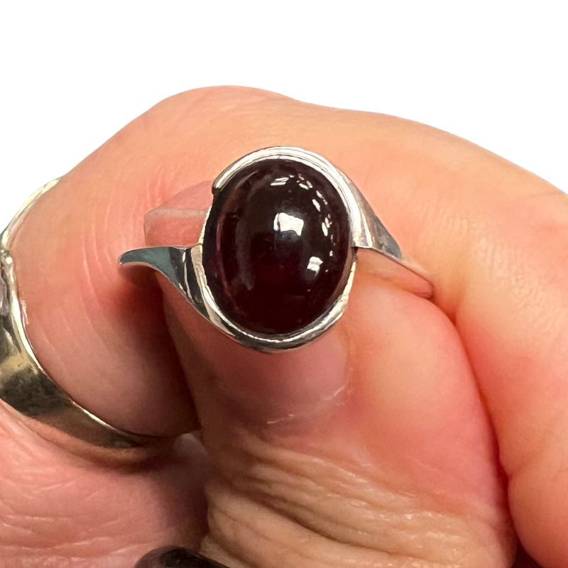Garnet Asymmetrical Ring Sz 6