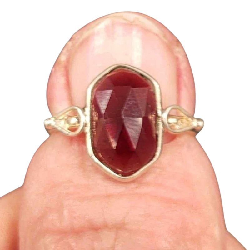 Garnet Hexagonal Ring Sz10