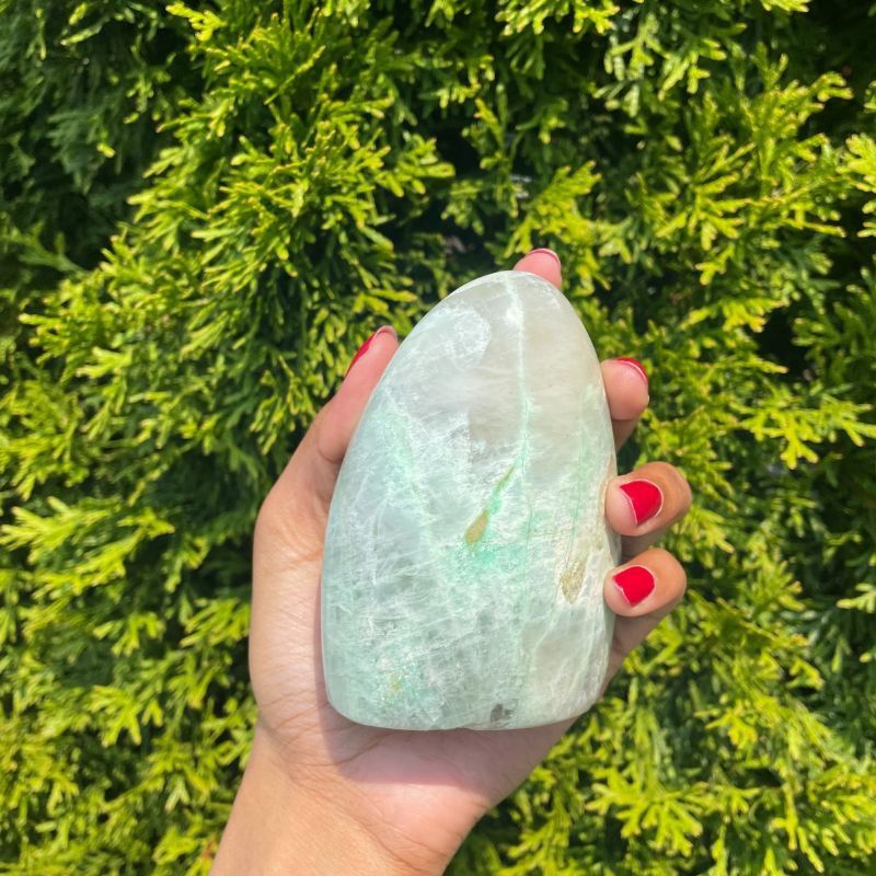 Garnierite Free Form