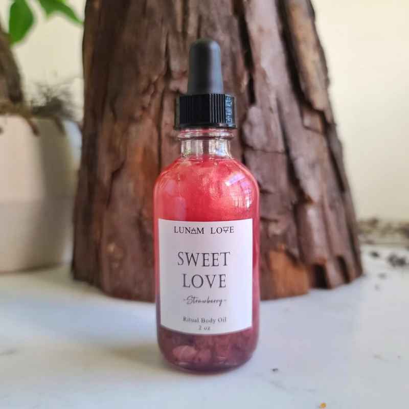 Sweet Love Ritual Body Oil Lunam Love