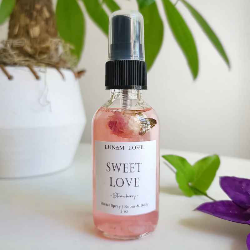 Sweet Love Ritual Room   Body Spray Lunam Love